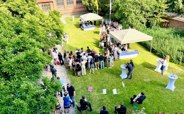 Der erste AbiEmpfang in diesem Jahr im RathausGarten Lüneburg Aktuell